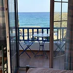 Aparthotel Bay Watch 3*