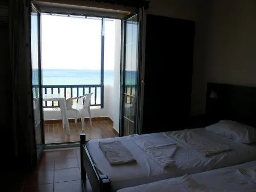 Bay Watch Hotel apartamentowy Karpatos