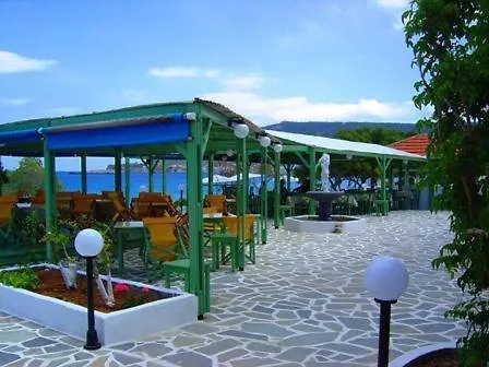 Bay Watch Hotel apartamentowy Karpatos