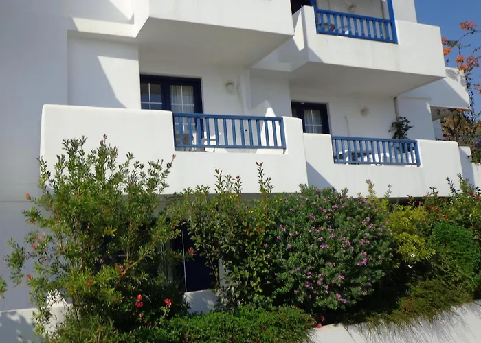 Bay Watch Hotel apartamentowy Karpatos